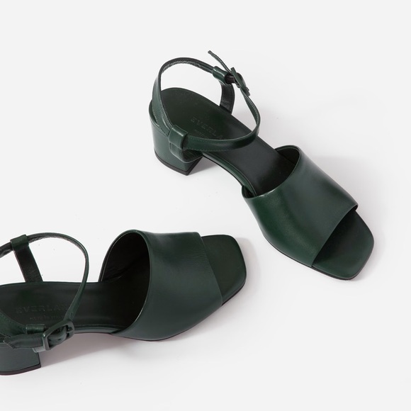 Everlane Dark Green Block Heel Sandal with Sleek Design - Picture 3 of 9